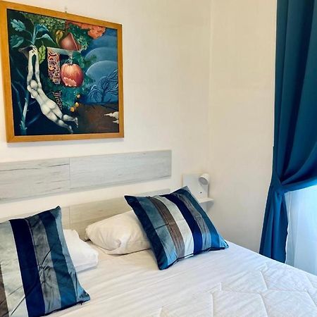 Rooms Mastrangelo เนเปิลส์ ภายนอก รูปภาพ