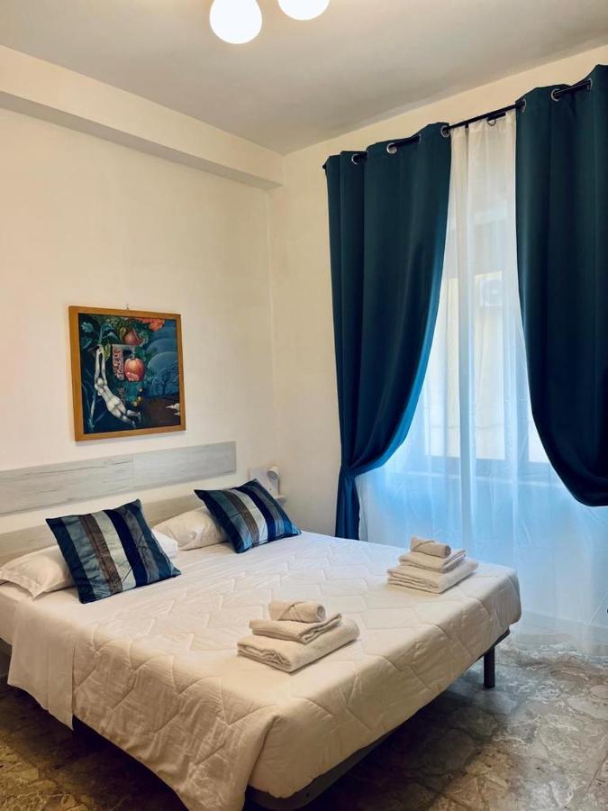 Rooms Mastrangelo เนเปิลส์ ภายนอก รูปภาพ
